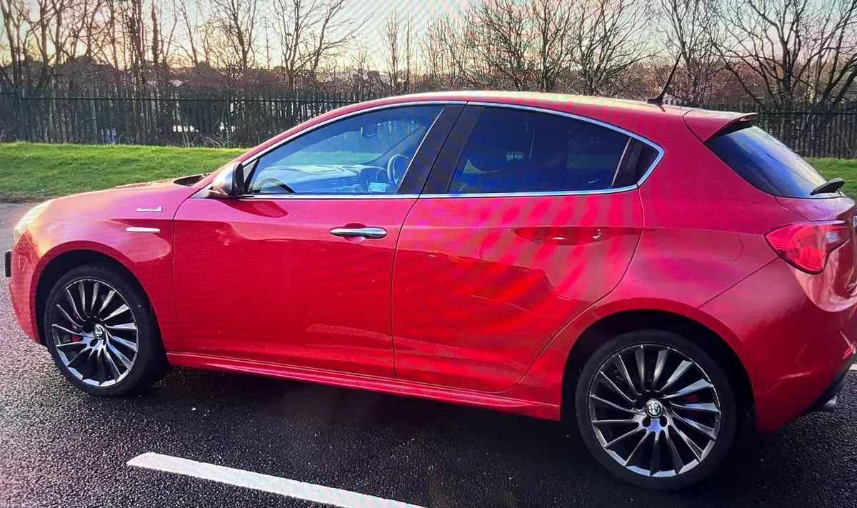 Alfa Romeo Giulietta 2014 - Image 4