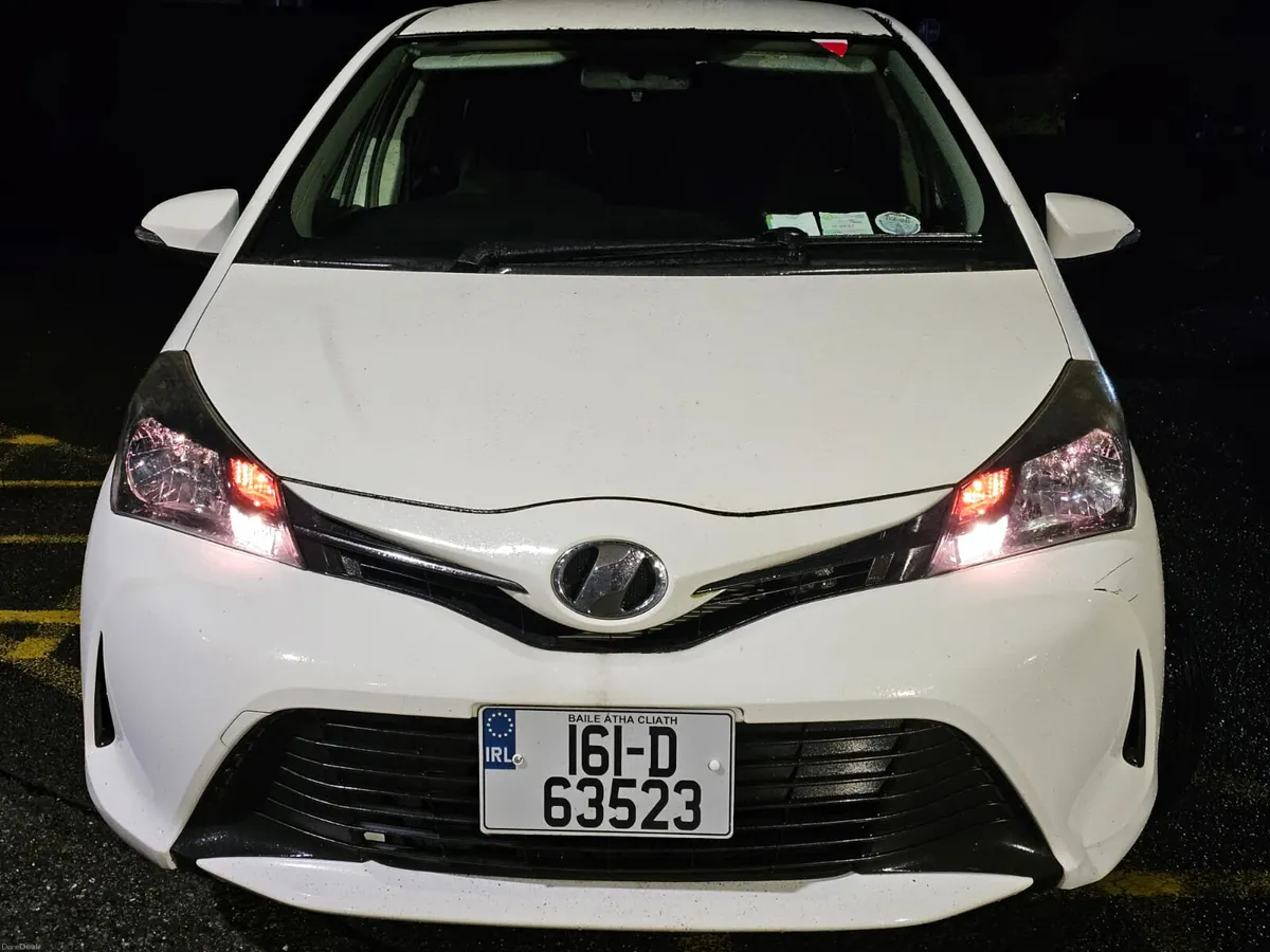 Toyota Vitz yaris 2016 very low miles €7999 - Image 1