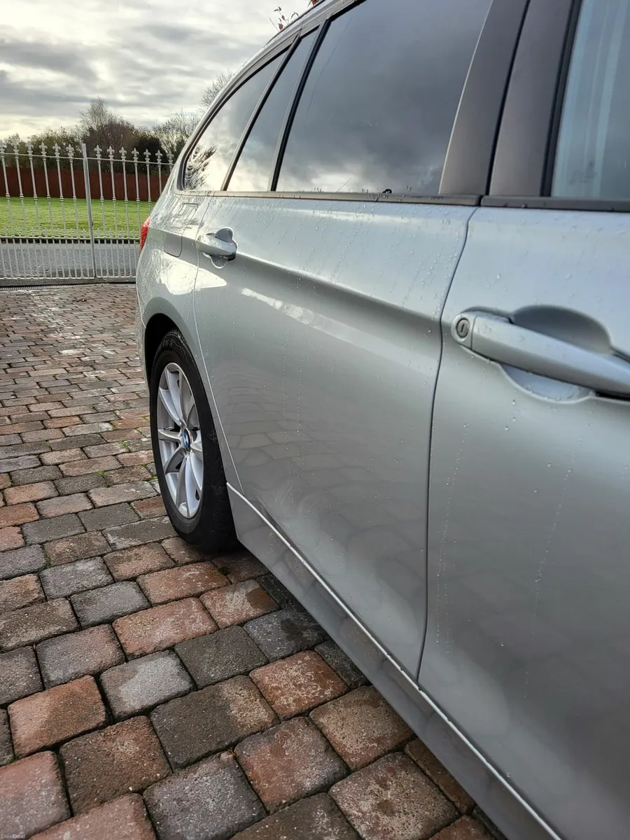 BMW 320d Estate Automatic 187bhp - Image 3