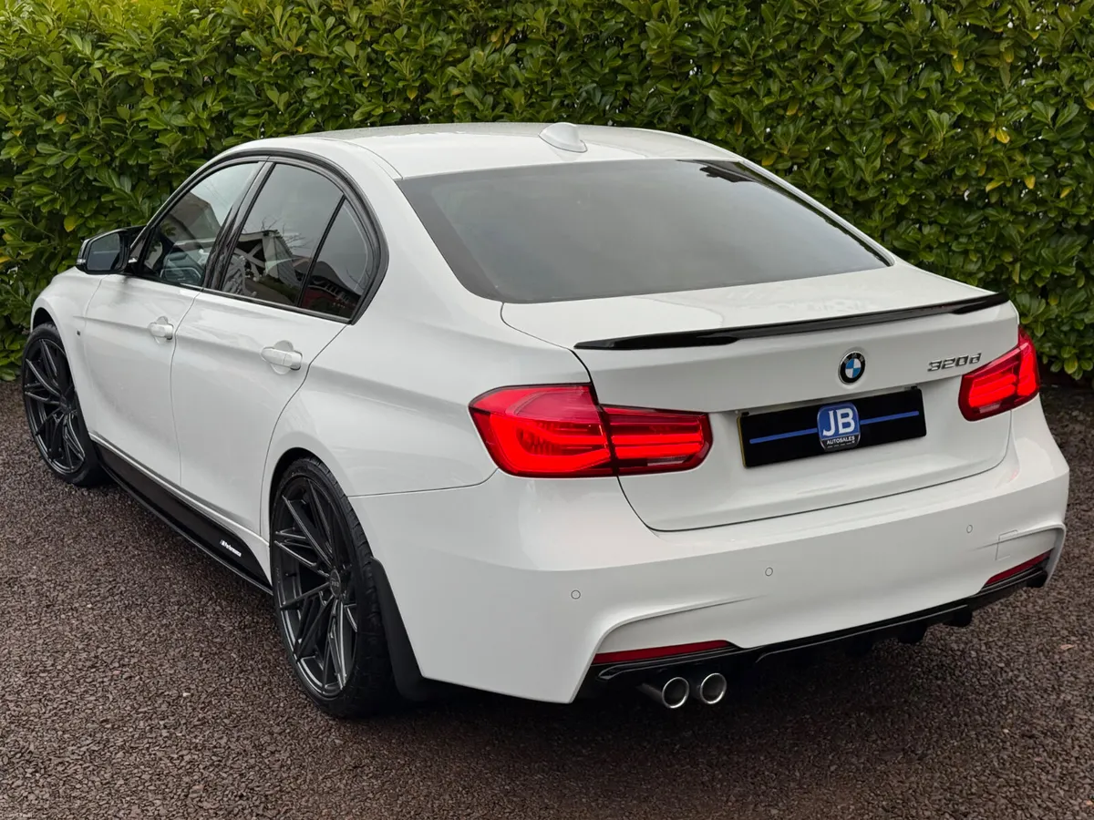 BMW 320D M-Sport Auto 2018 - Image 2