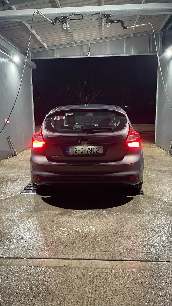 Ford Focus - Image 2