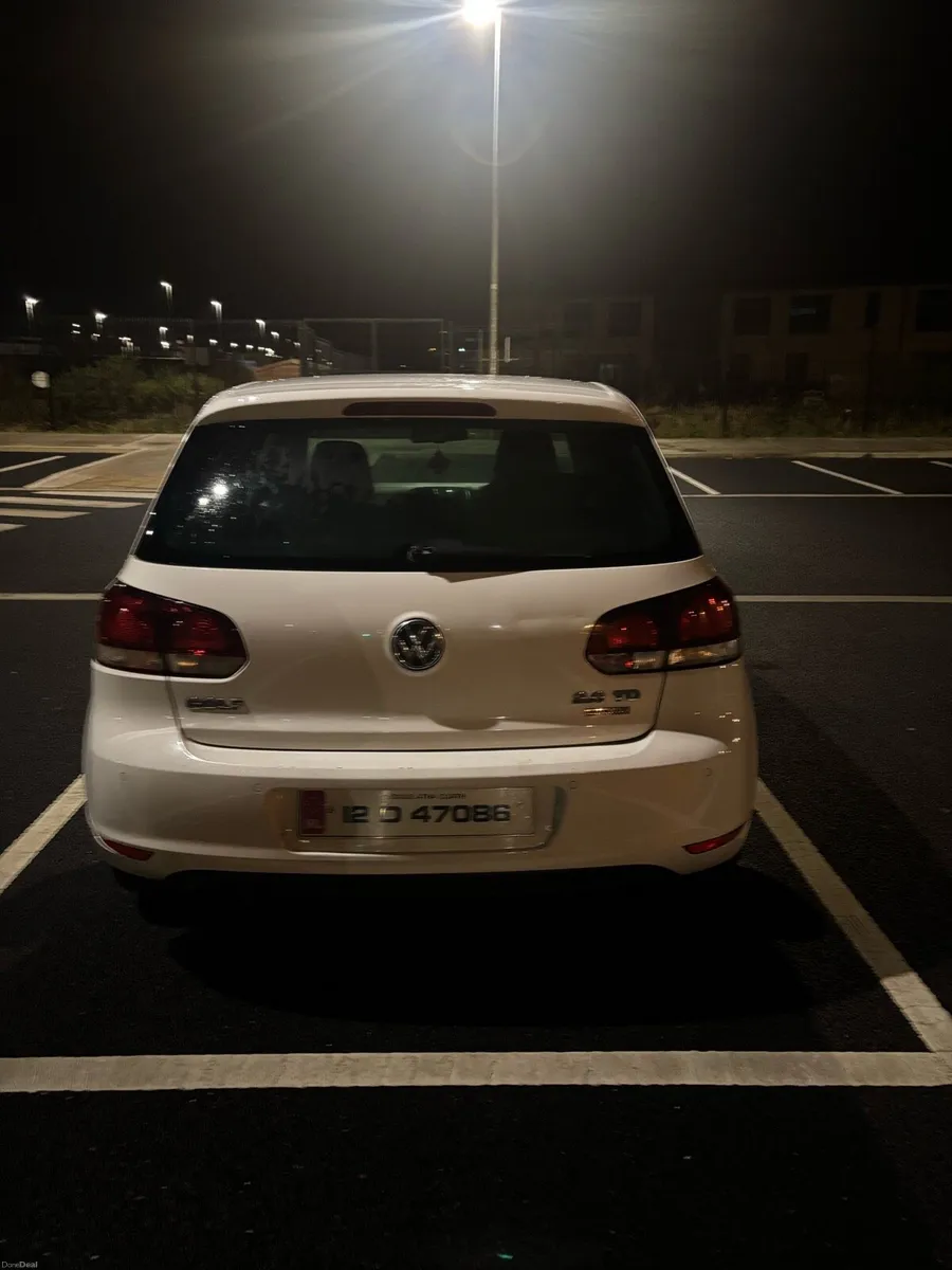 VW Golf 2L GT TDI Blue motion - Image 3