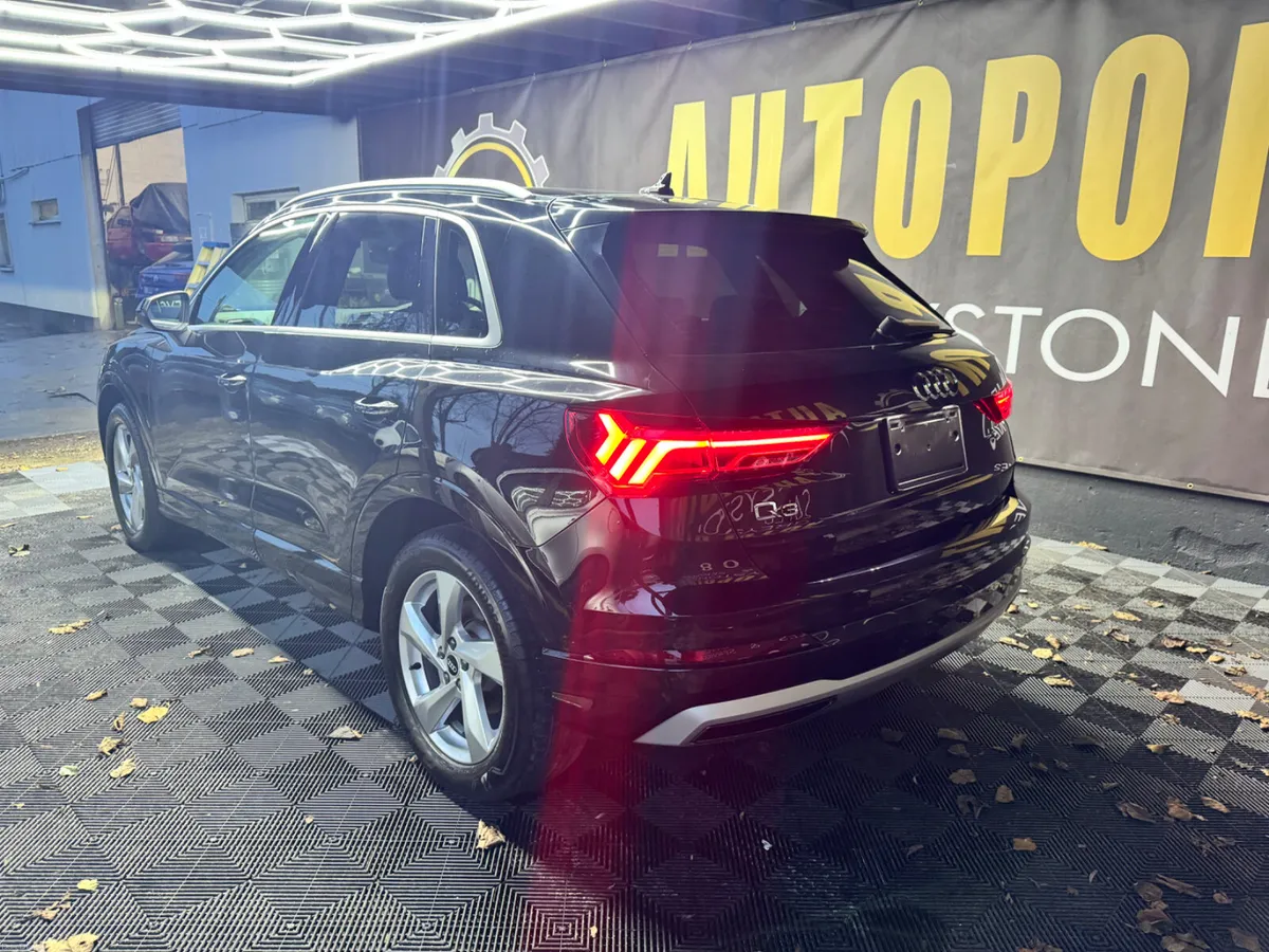 Audi Q3 - Image 3
