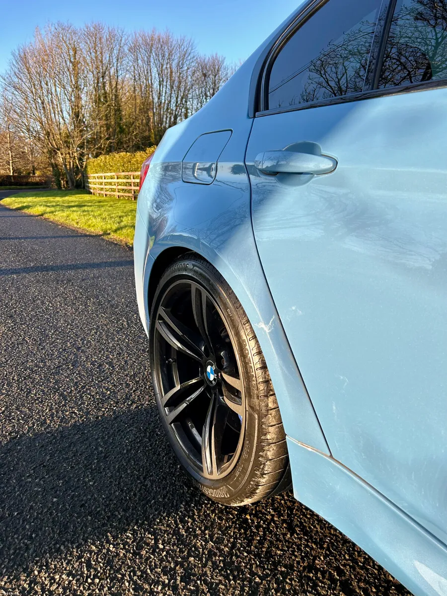 Stunning BMW M3 (low mileage) - Image 4