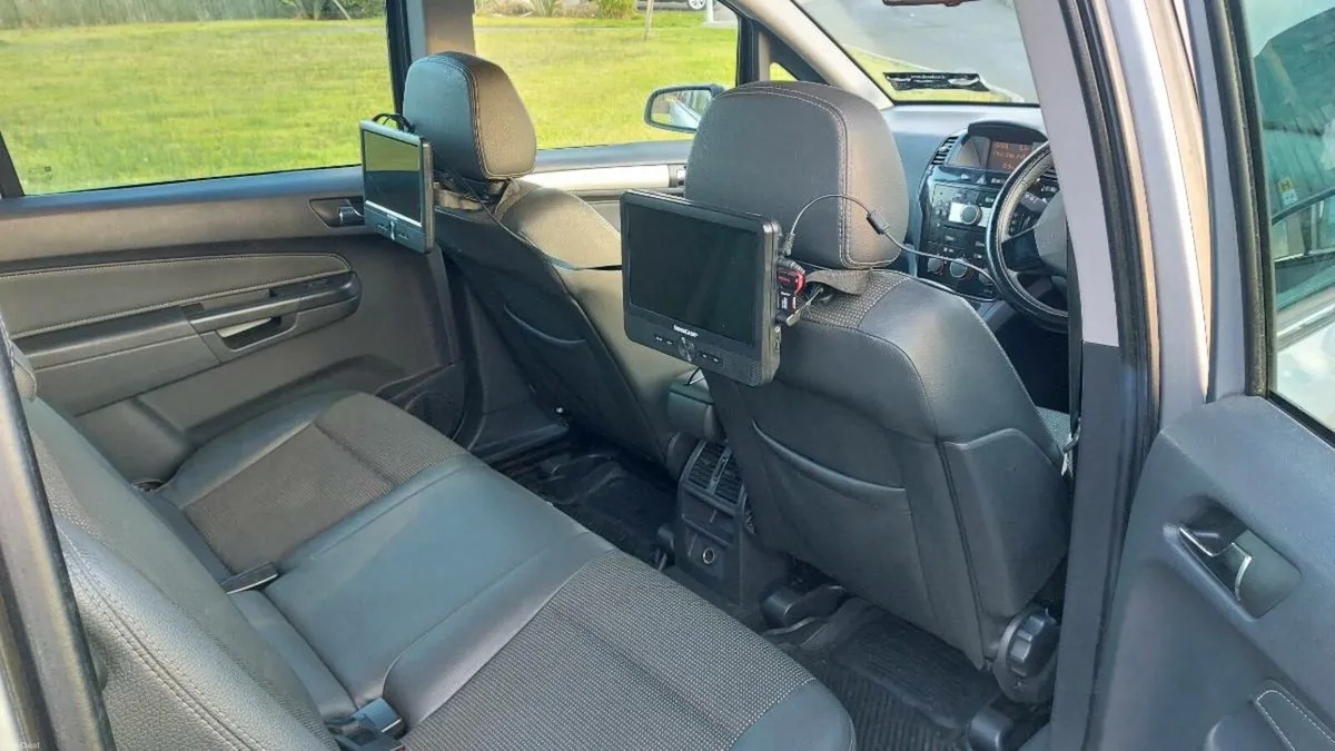 Opel zafira design 2009 1.9 cdti 150hp - Image 3