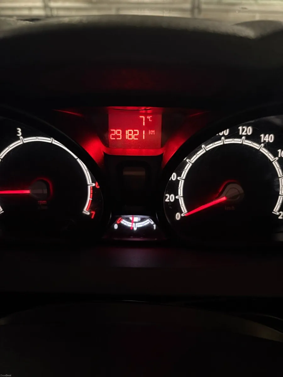 Ford Fiesta - Image 4