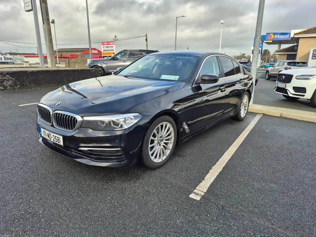 17 BMW 520D SE 2.0 Auto 190 Bhp - Image 2