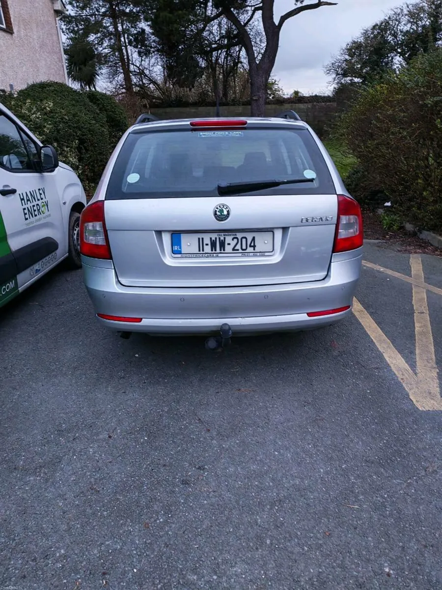 Automatic Skoda Octavia 1.2 Petrol - Image 3