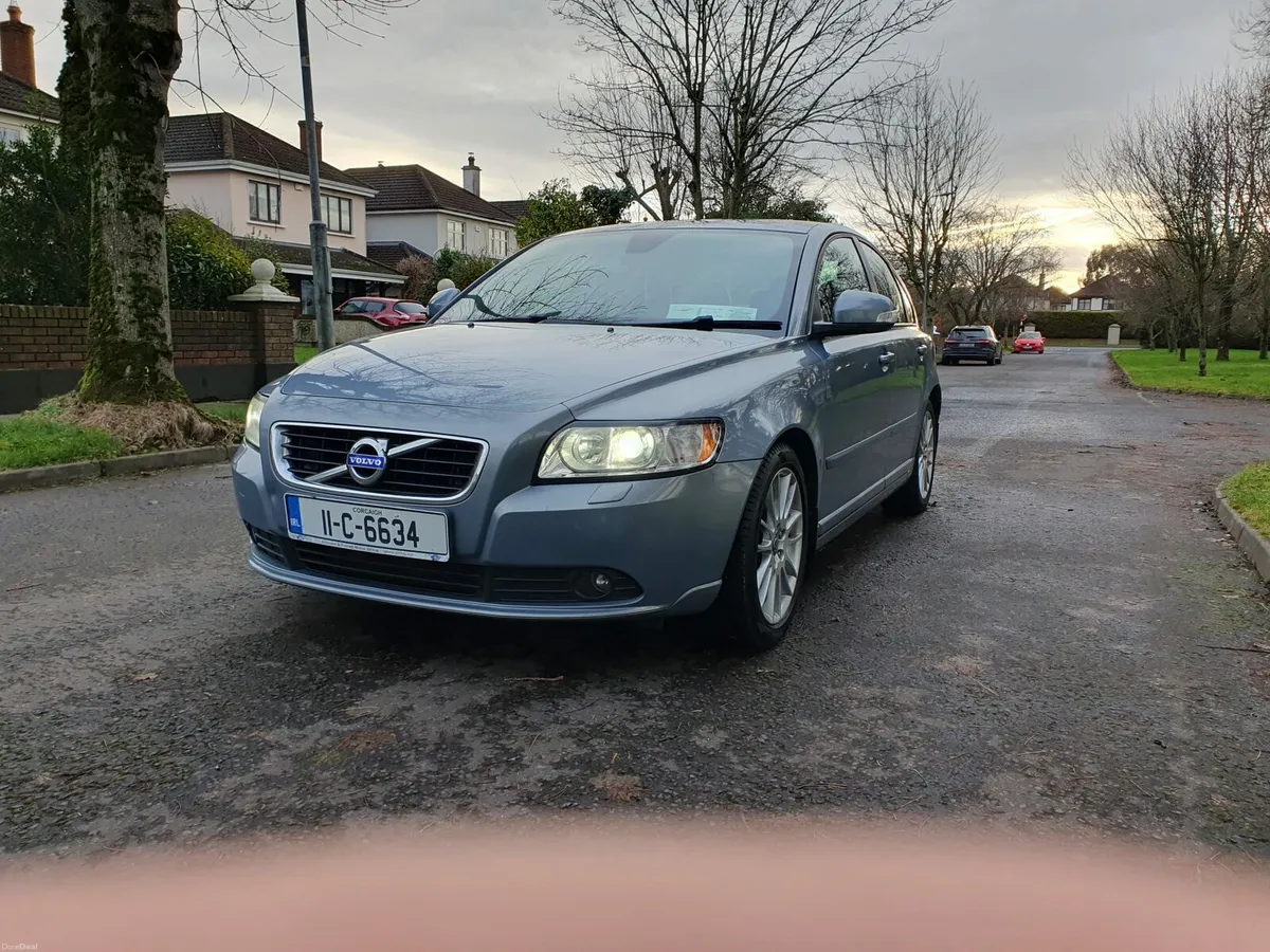 Volvo S40 Spotless - Image 2