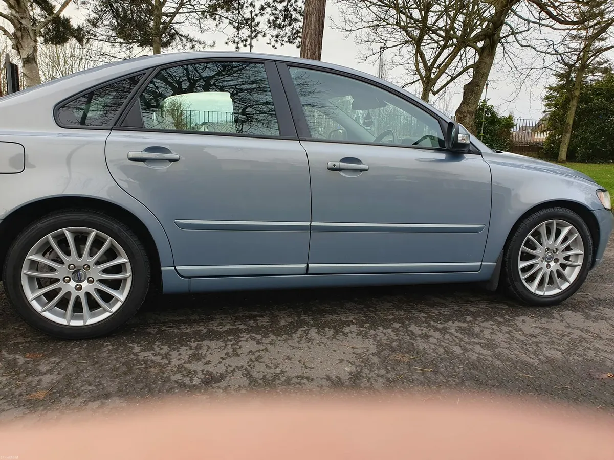Volvo S40 Spotless - Image 3
