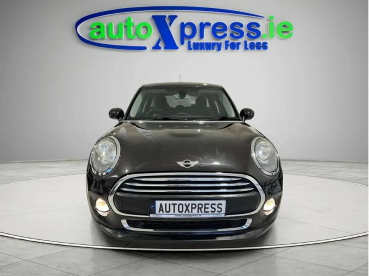 Mini Cooper 1.2 Automatic, Reversing camera - Image 3