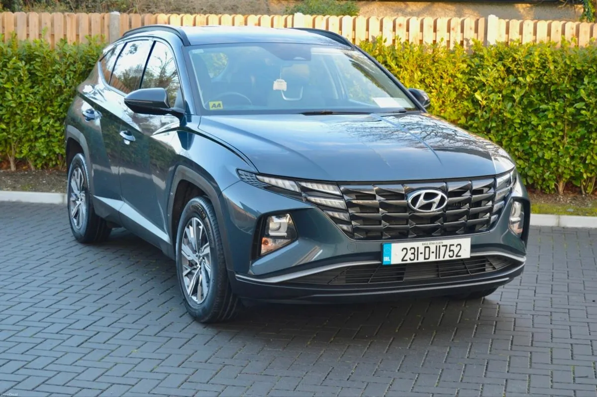 Hyundai Tucson Executive HEV Auto Leather , low mi - Image 3