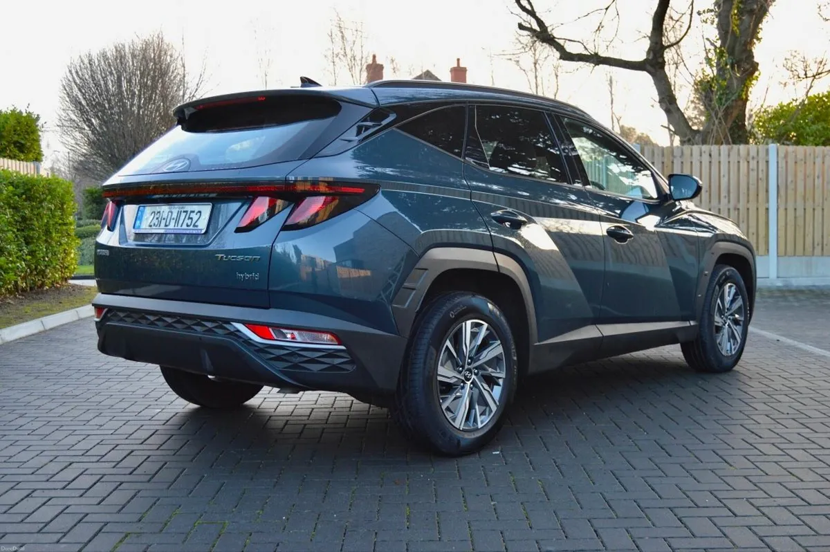 Hyundai Tucson Executive HEV Auto Leather , low mi - Image 4