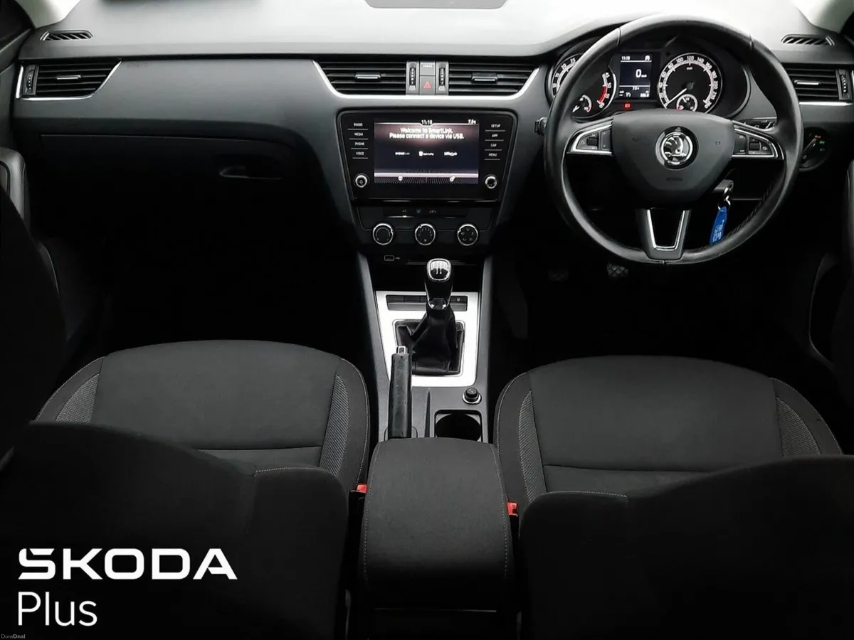 Skoda Octavia **TINY MILEAGE**AMBITION 1.6TDI 115H - Image 2