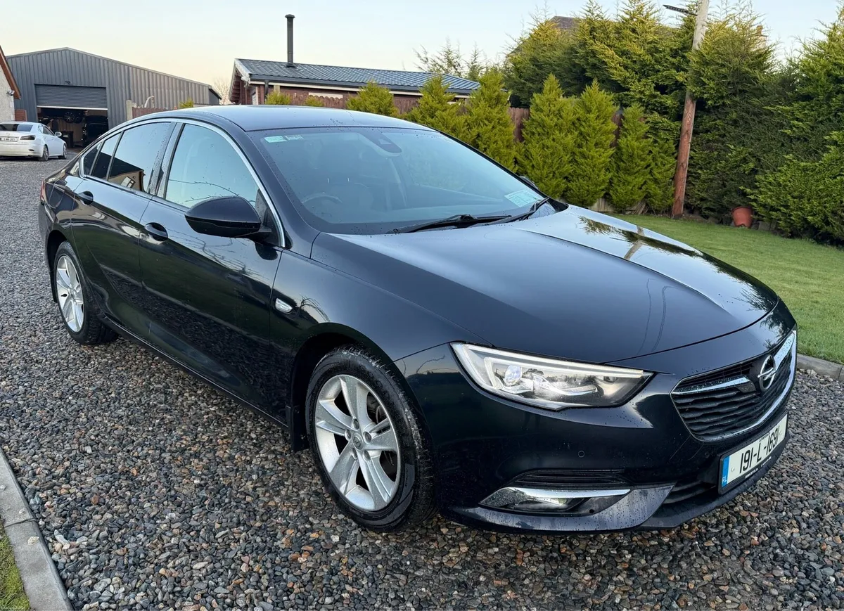 Opel Insignia - Image 2