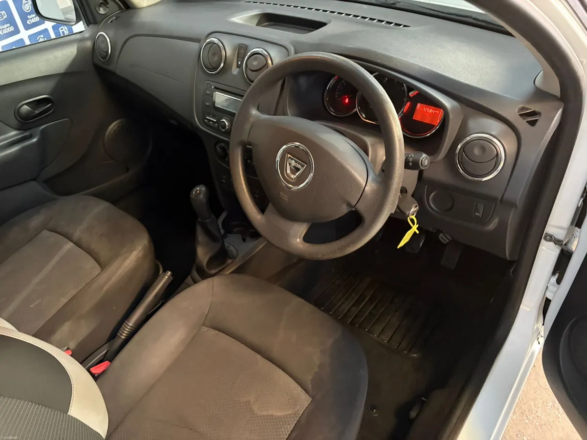 Dacia Sandero 2015. 1.0 AMBIANCE - Image 3