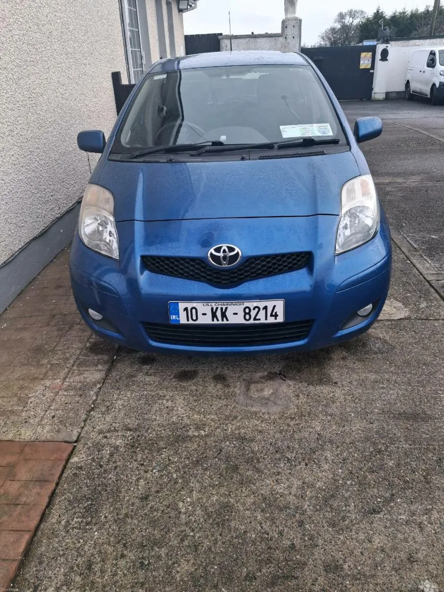 Toyota yaris - Image 1