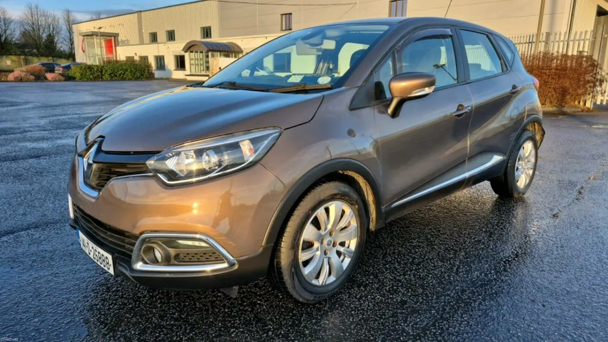 Renault Captur. Automatic - Image 3