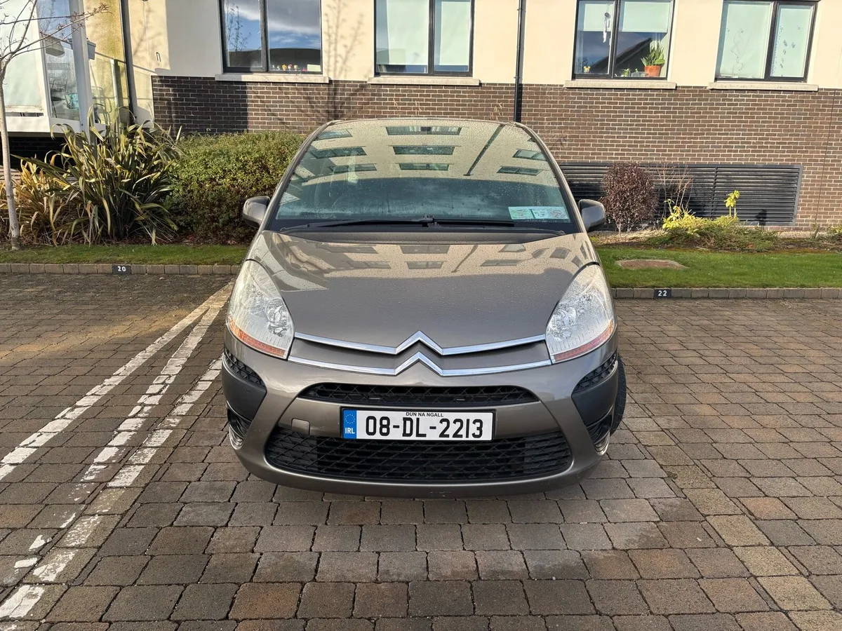 Citroen C4 Picasso 2008 - Image 1