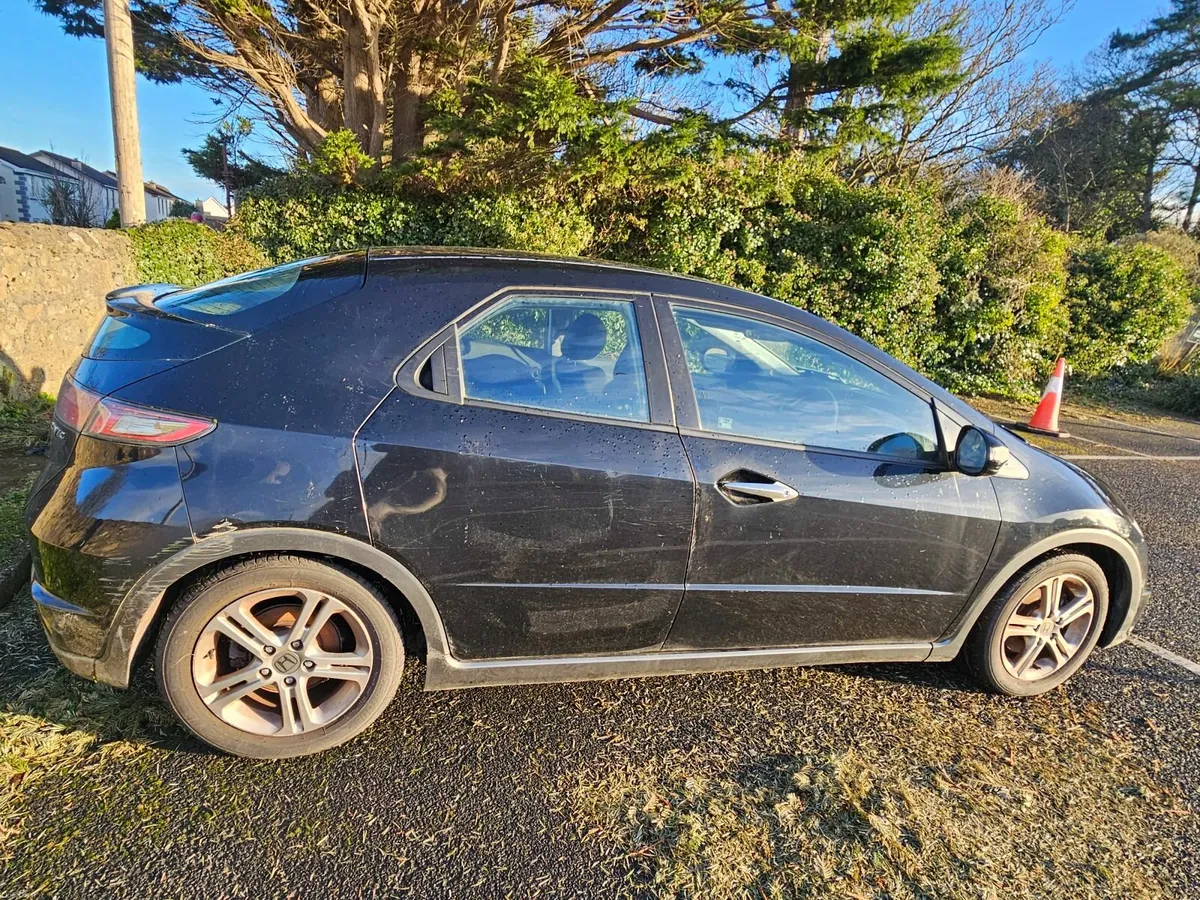 Honda Civic 2012 - Image 1