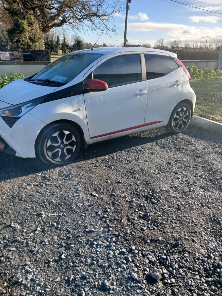 Toyota  aygo - Image 3