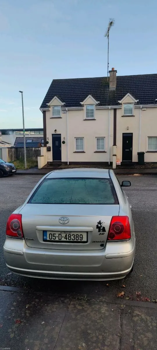 Toyota Avensis 2005 - Image 2