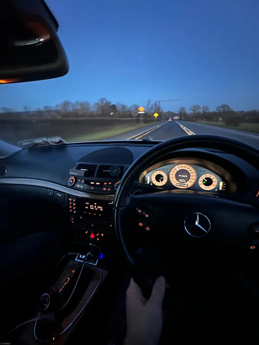 Mercedes-Benz E-Class 2008 Avantgarde - Image 1