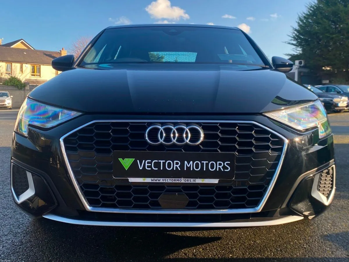 Audi A3 SPORT 40 TFSI PHEV - Image 3