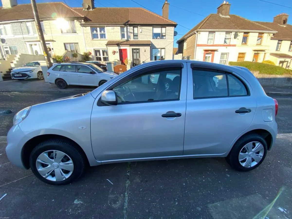 162 Nissan March - Image 1