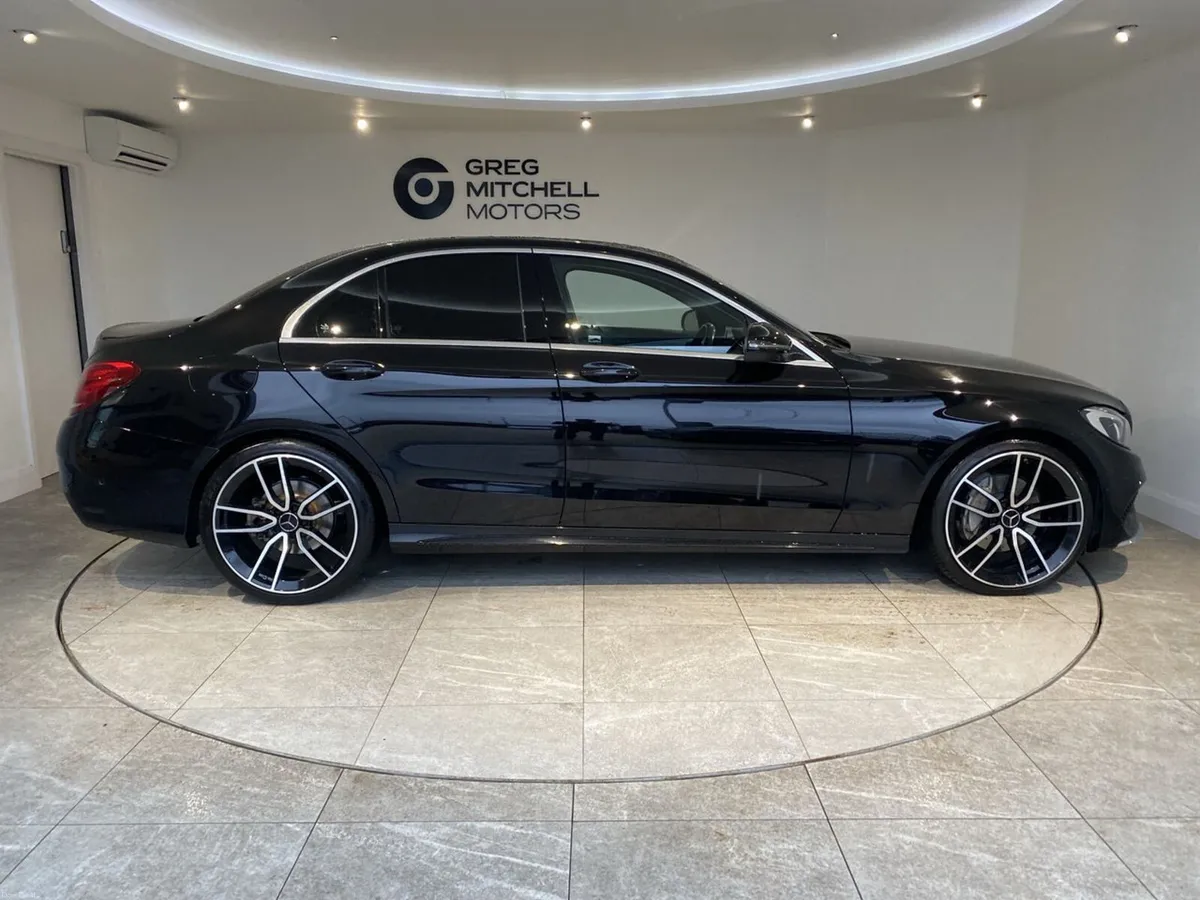 Mercedes-Benz C-Class 2017 - Image 4