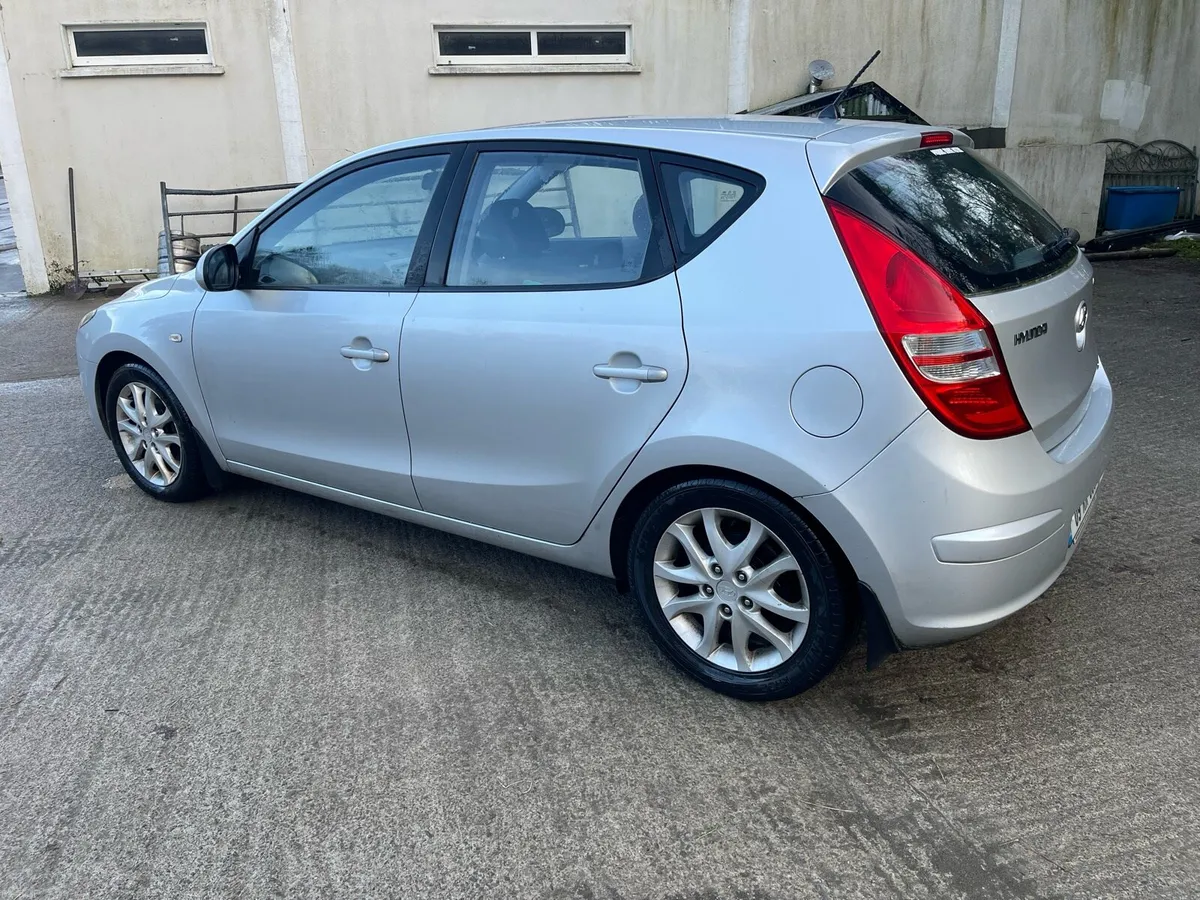 Hyundai i30 CRDi - Image 3