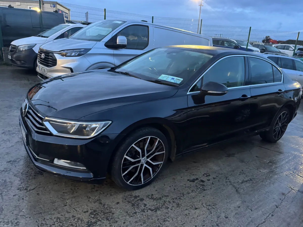 Volkswagen Passat 2015 - Image 3