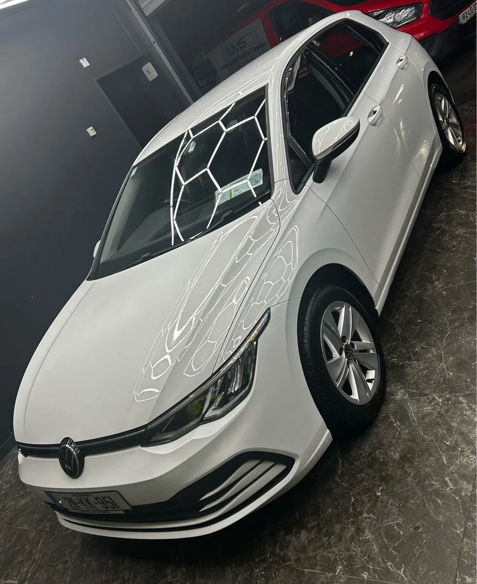 Volkswagen Golf 2.0 TDI - Image 1