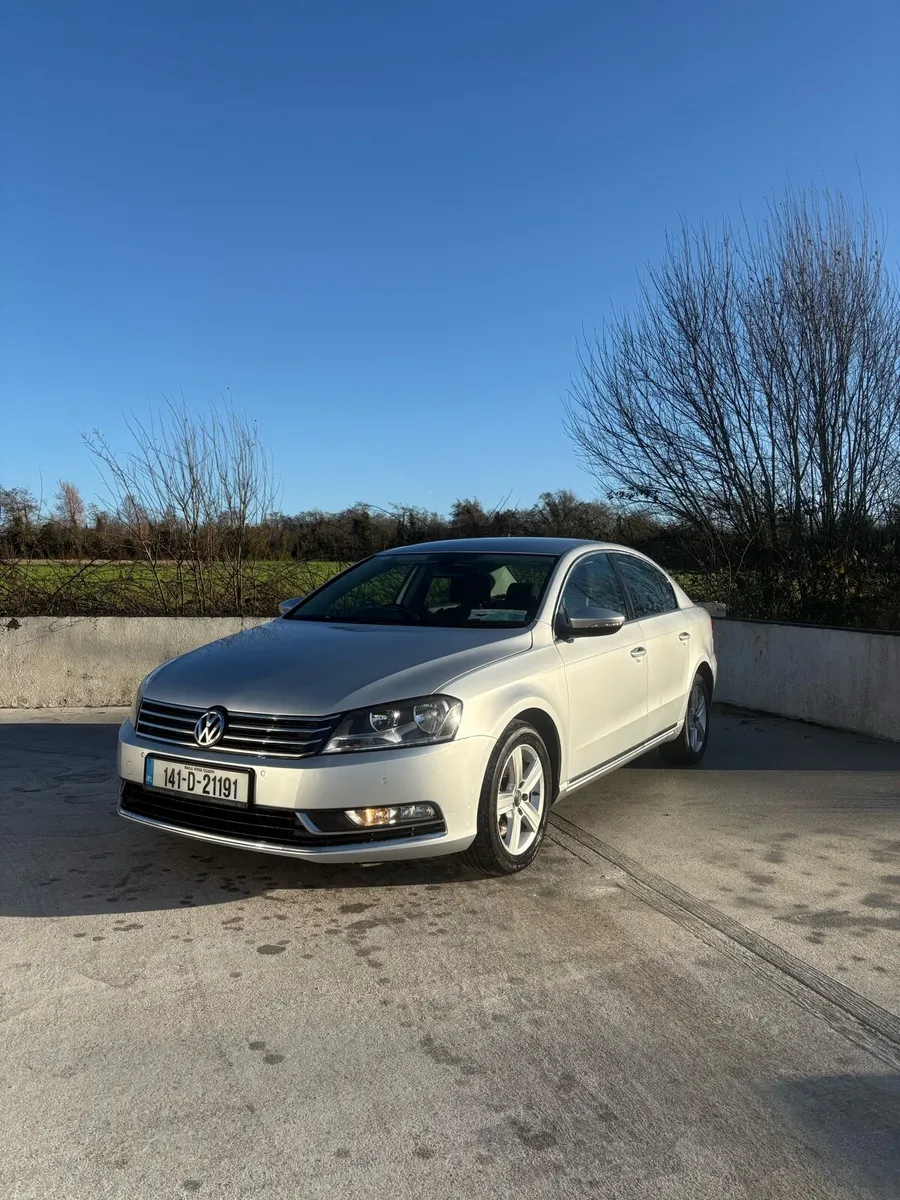 141 Volkswagen Passat - Image 2