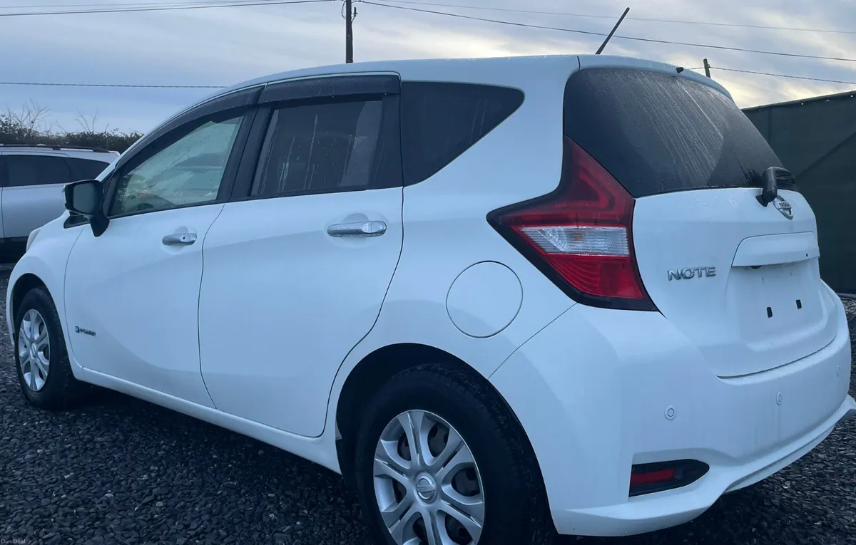 🔵 Nissan Note 1.2 Petrol Hybrid E-Power Automatic - Image 4
