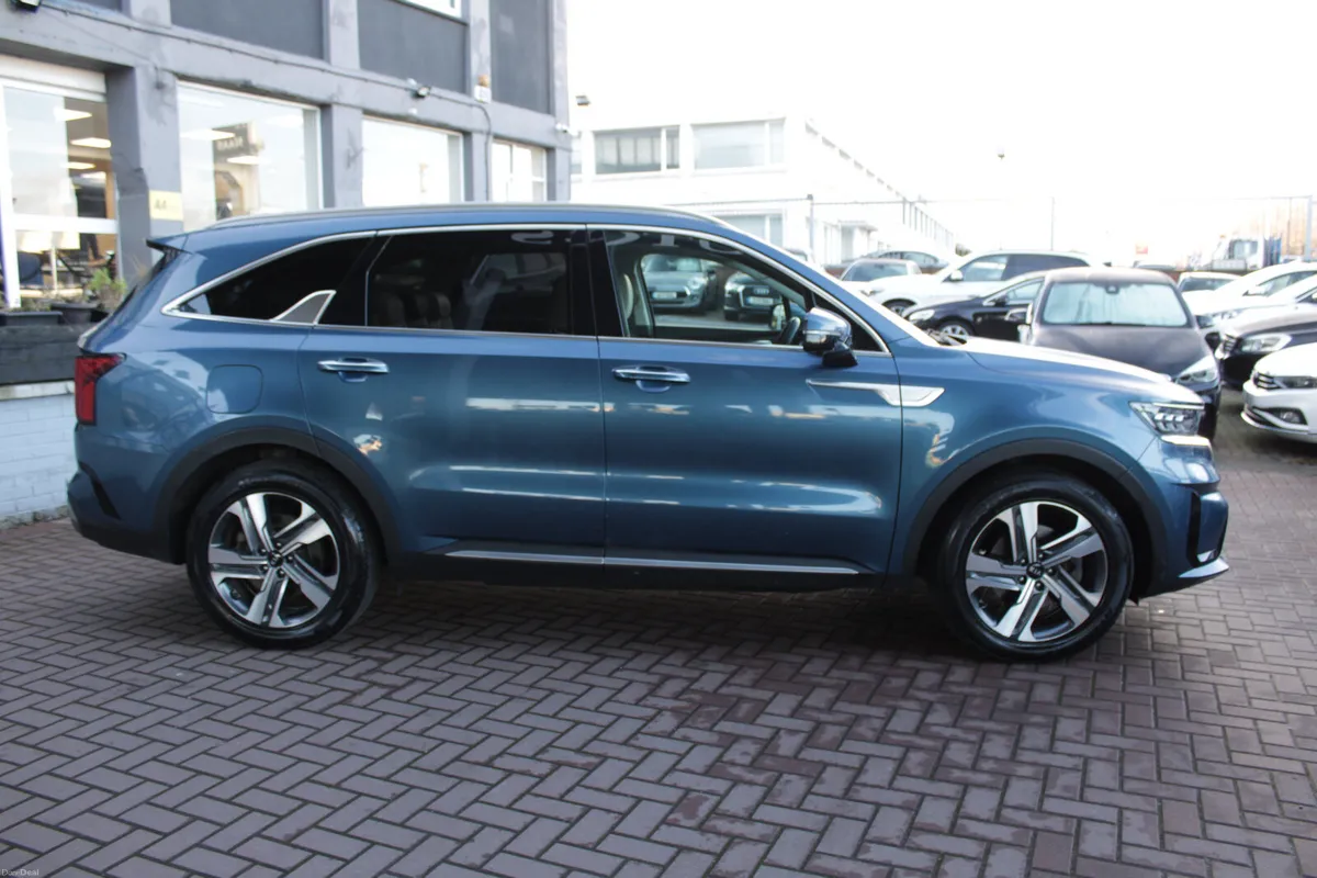 Kia Sorento 2021 - Image 3