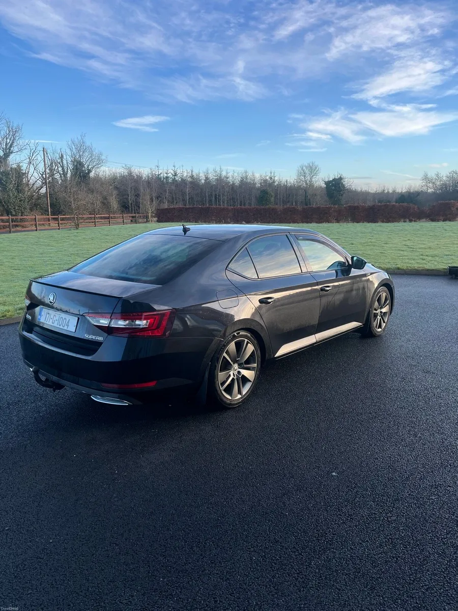 Skoda Superb Sportline - Image 3