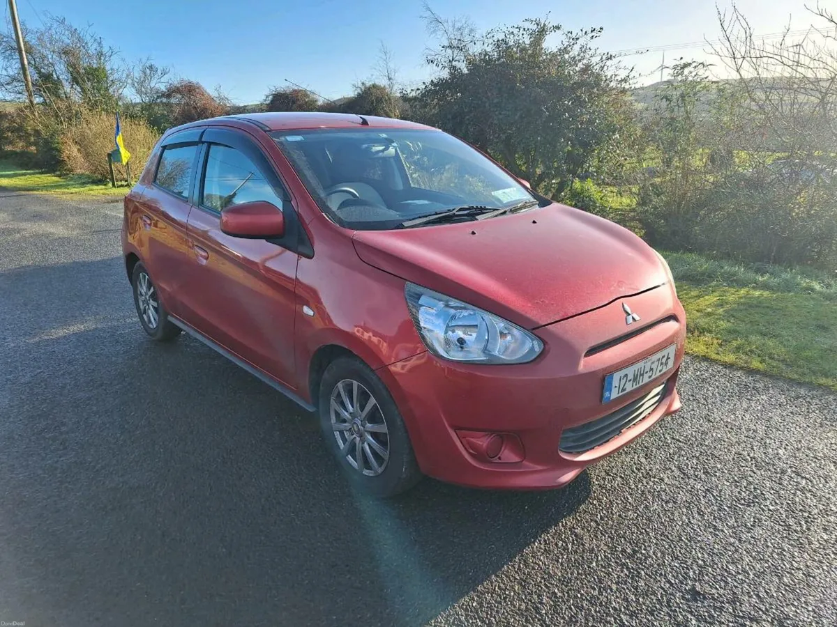 12 Mitsubishi Mirage auto - Image 1