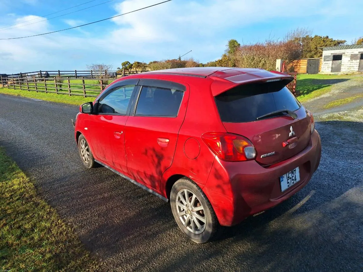 12 Mitsubishi Mirage auto - Image 2