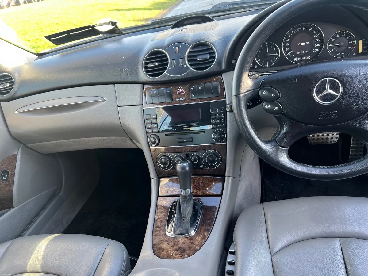 Mercedes-Benz CLK 2010 - Image 2