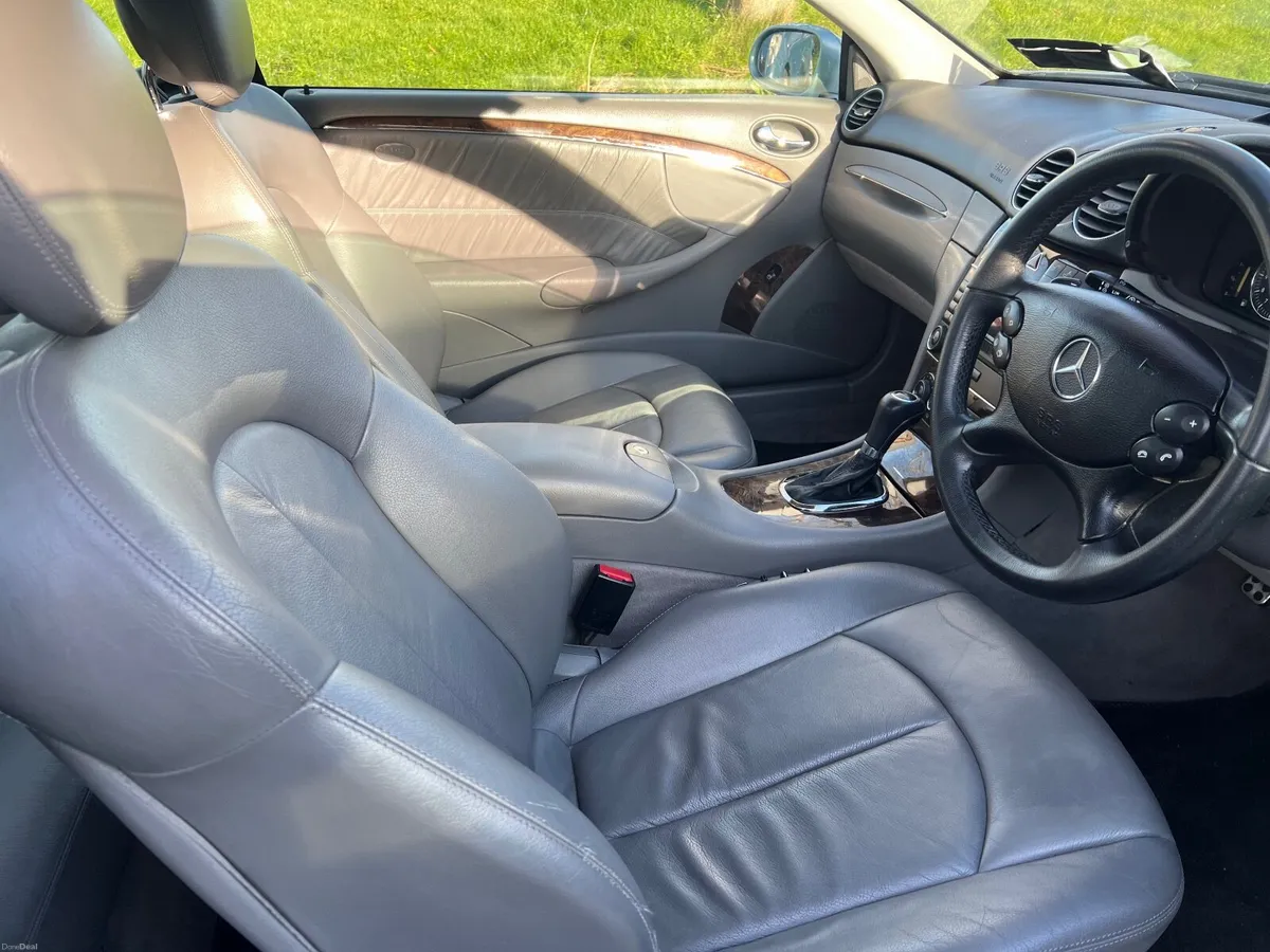 Mercedes-Benz CLK 2010 - Image 3