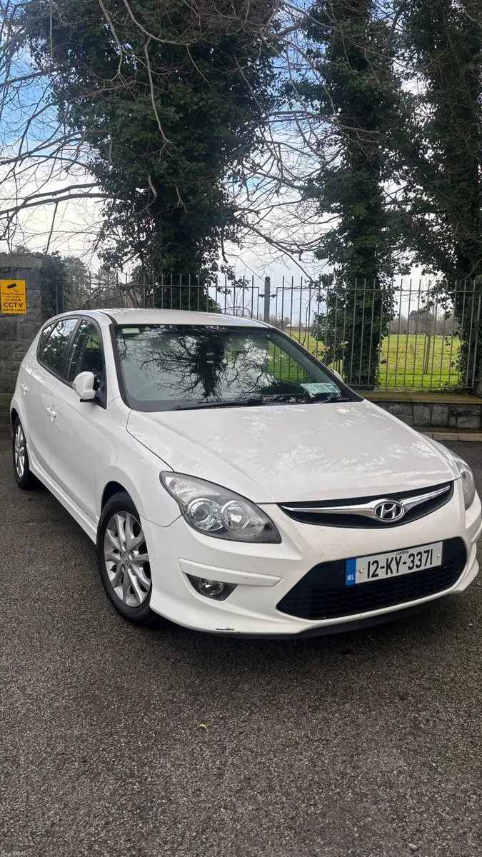 Hyundai i30 2012 - Image 2