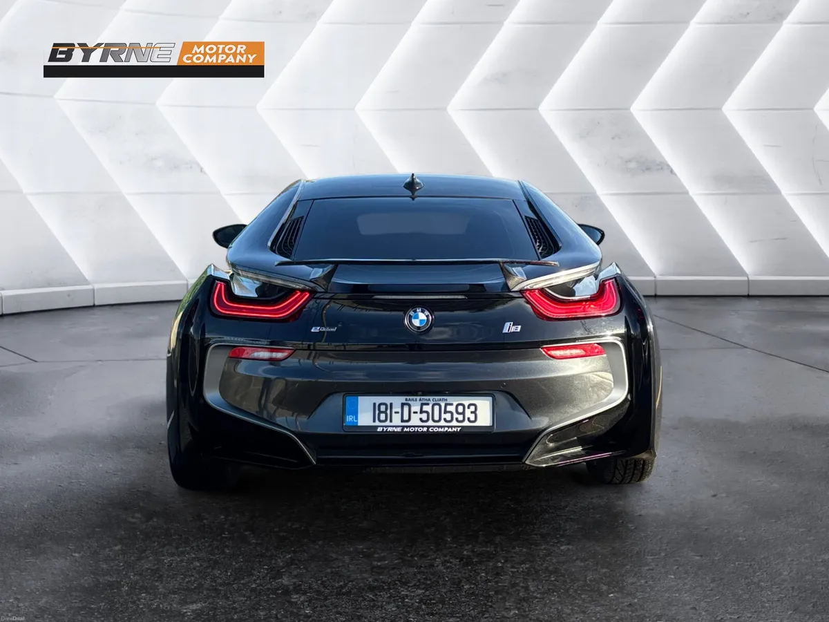 BMW i8 COUPE 2018 - Image 4