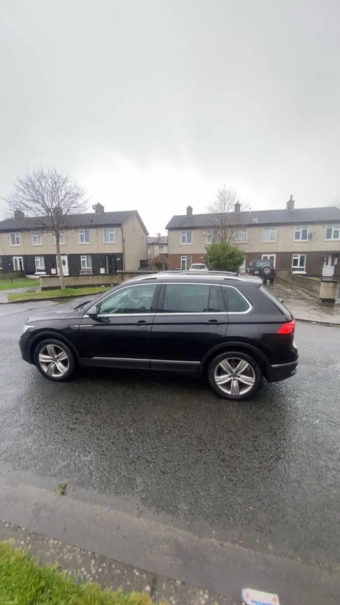 Volkswagen Tiguan - Image 4