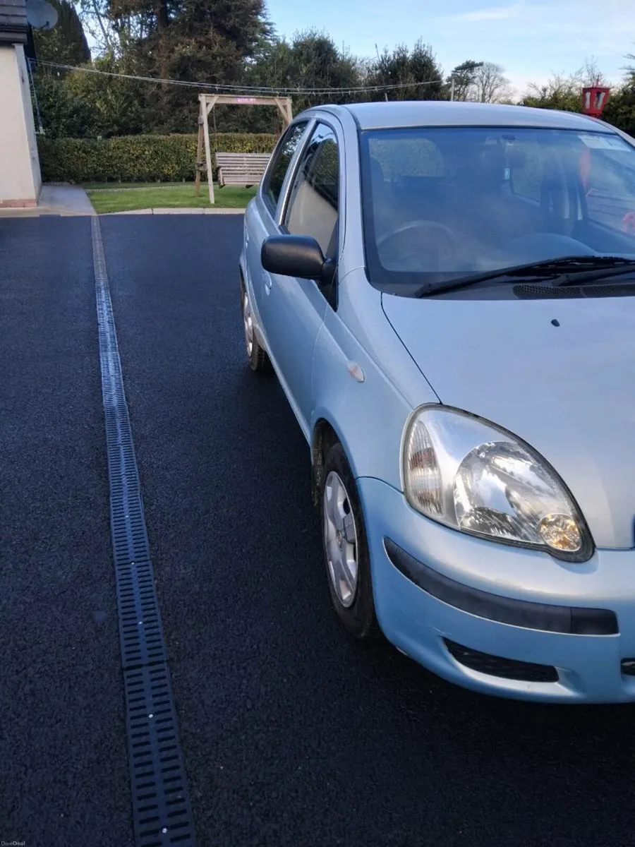 Toyota Yaris - Image 2