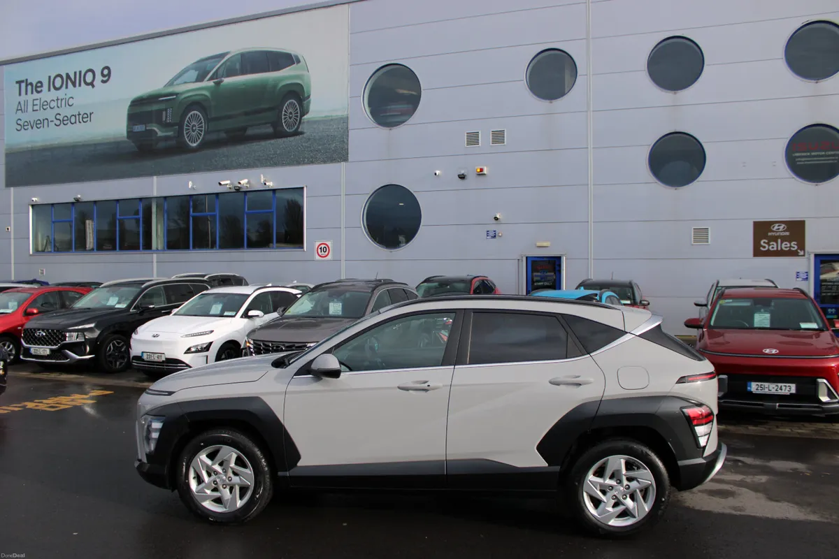 Hyundai KONA 2024 - Image 2