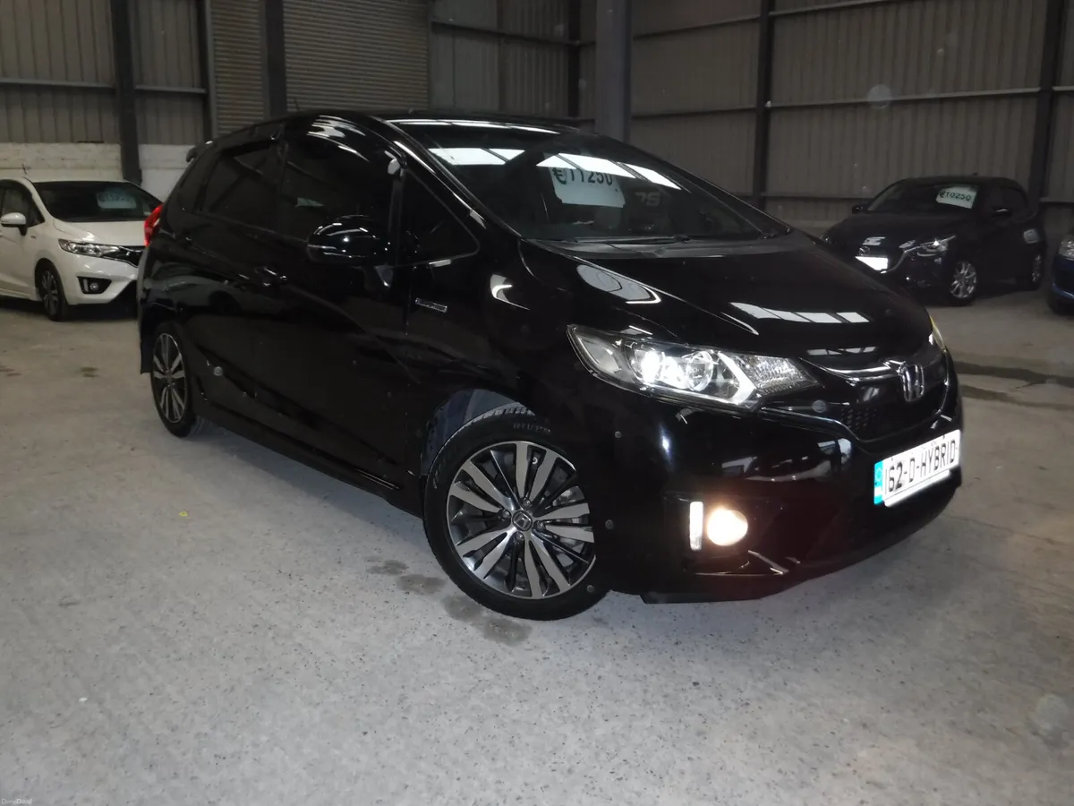 HONDA FIT 1.5 AUTO HYBRID S-SPEC ANDROID+CARPLAY - Image 1
