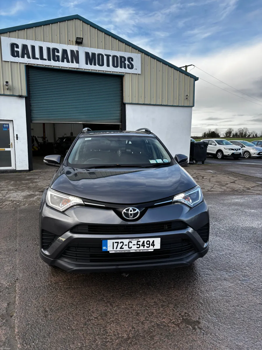 Toyota RAV4 2017 - Image 3