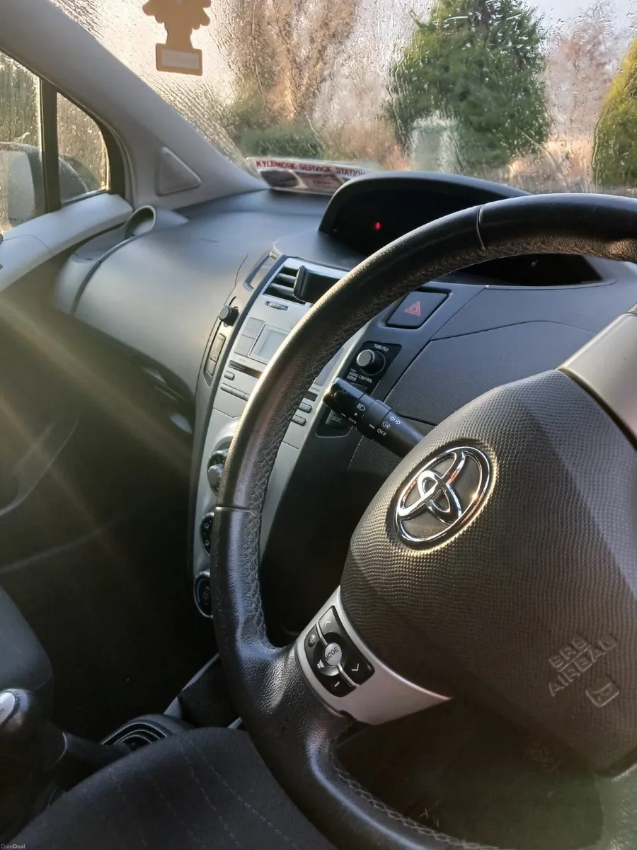 For Sale: Toyota Yaris Diesel - Image 4