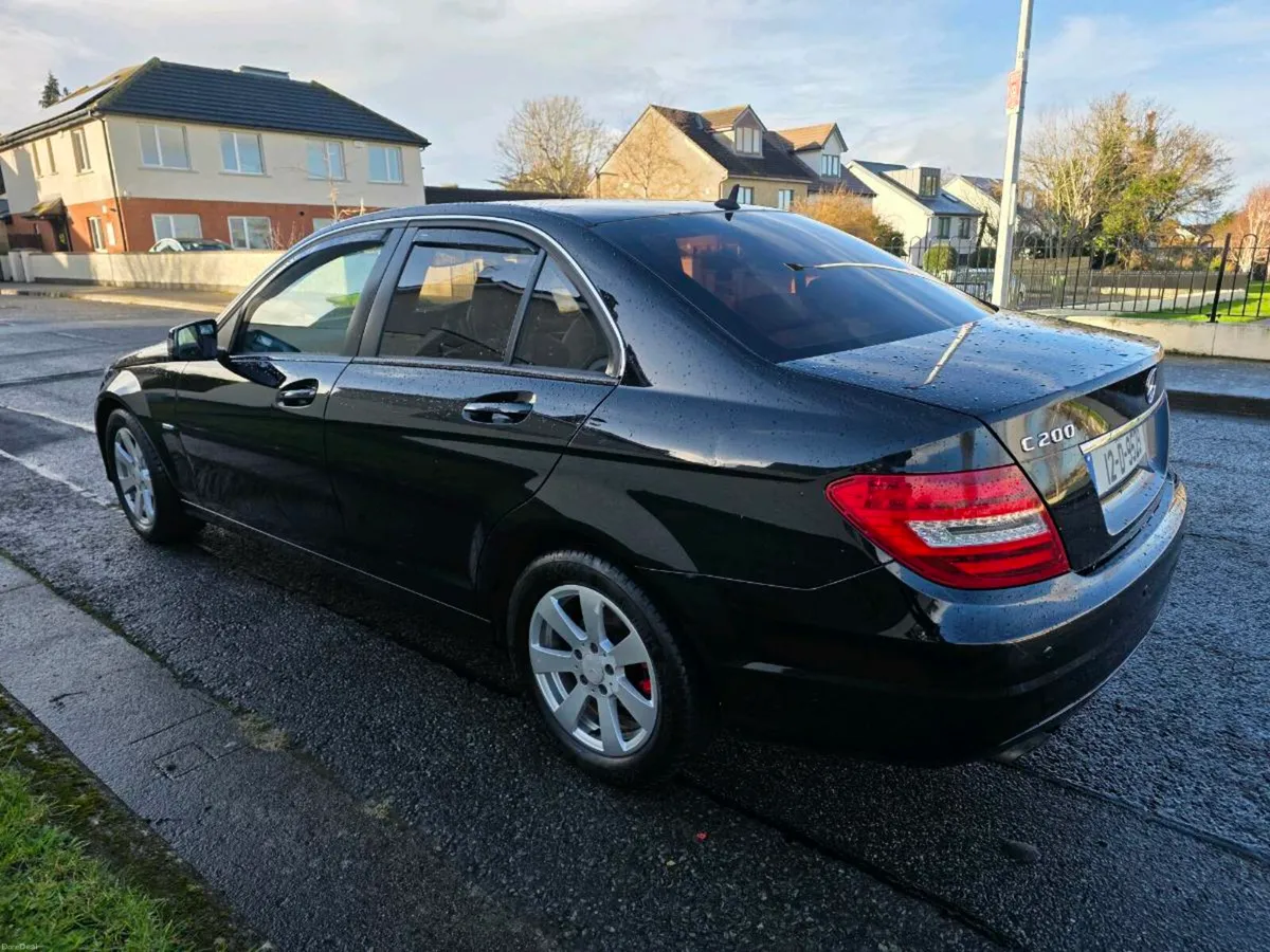 Mercedes-Benz  C Class - Image 4